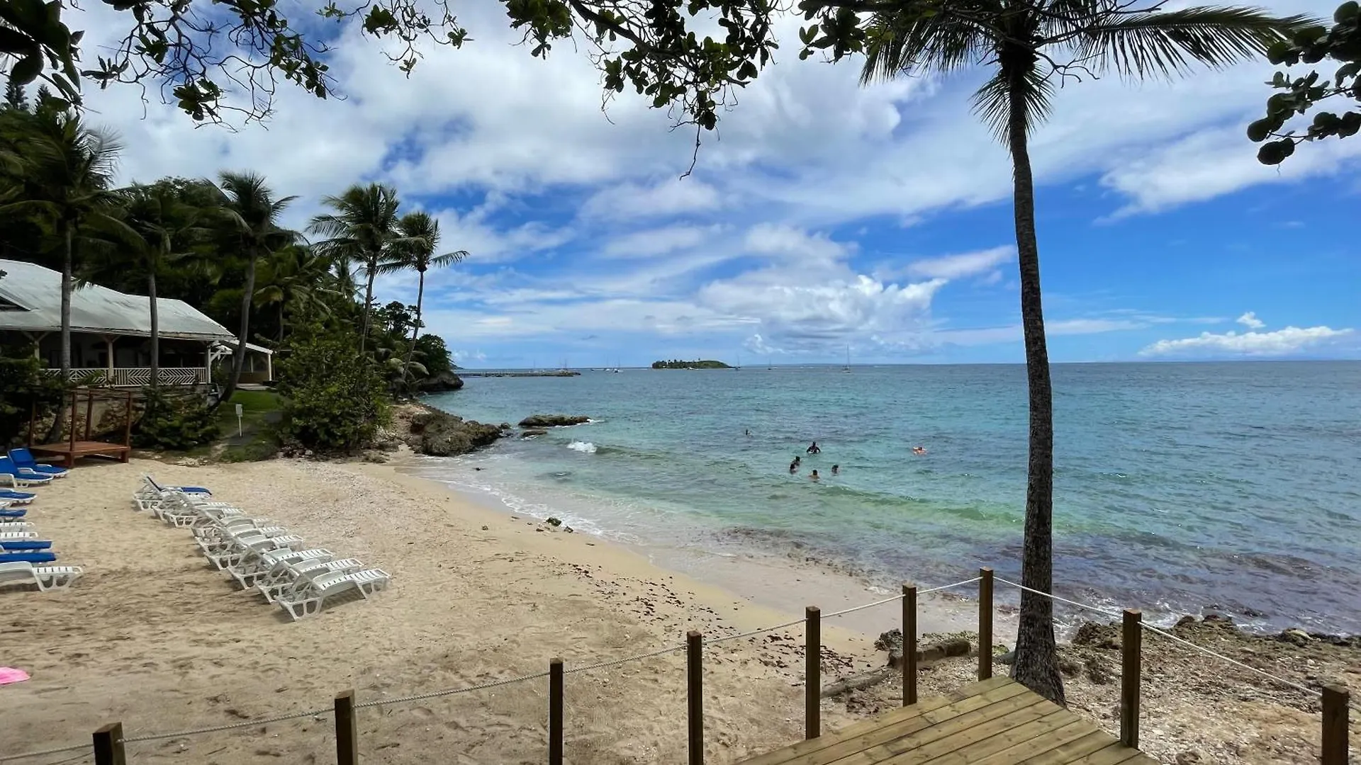 Studio Le Frangipanier Au Gosier Avec Plage - Location Prestige Caraibes 르 고지에 0*,  과달루프